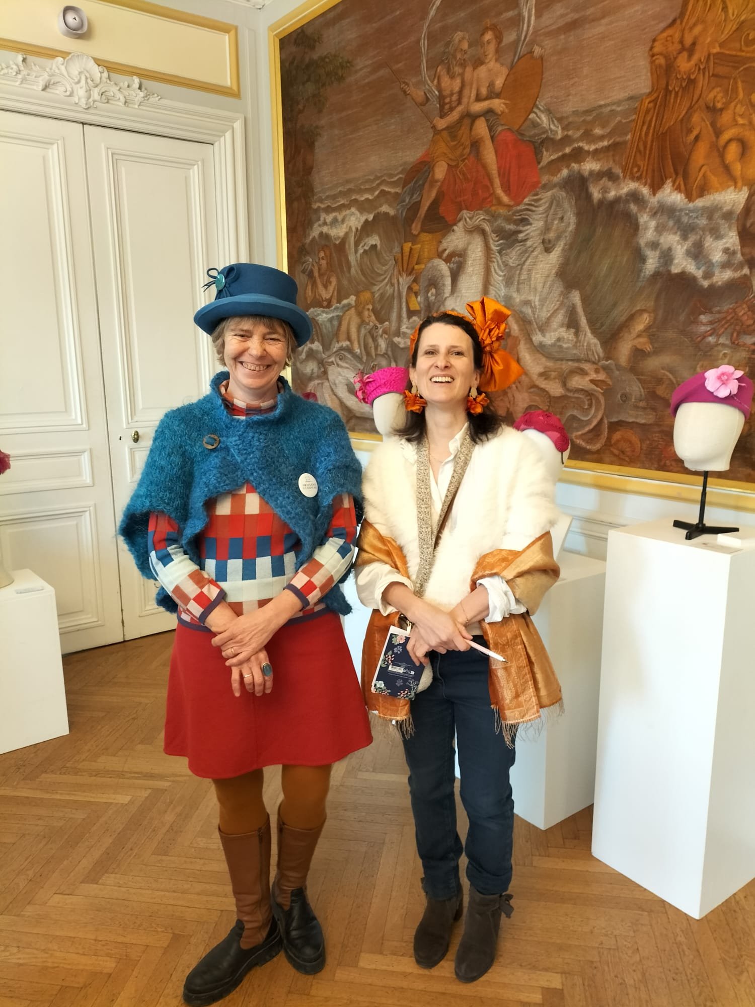 L'Art du Chapeau – Modistes et chapeliers vous en font voir de toutes les couleurs !