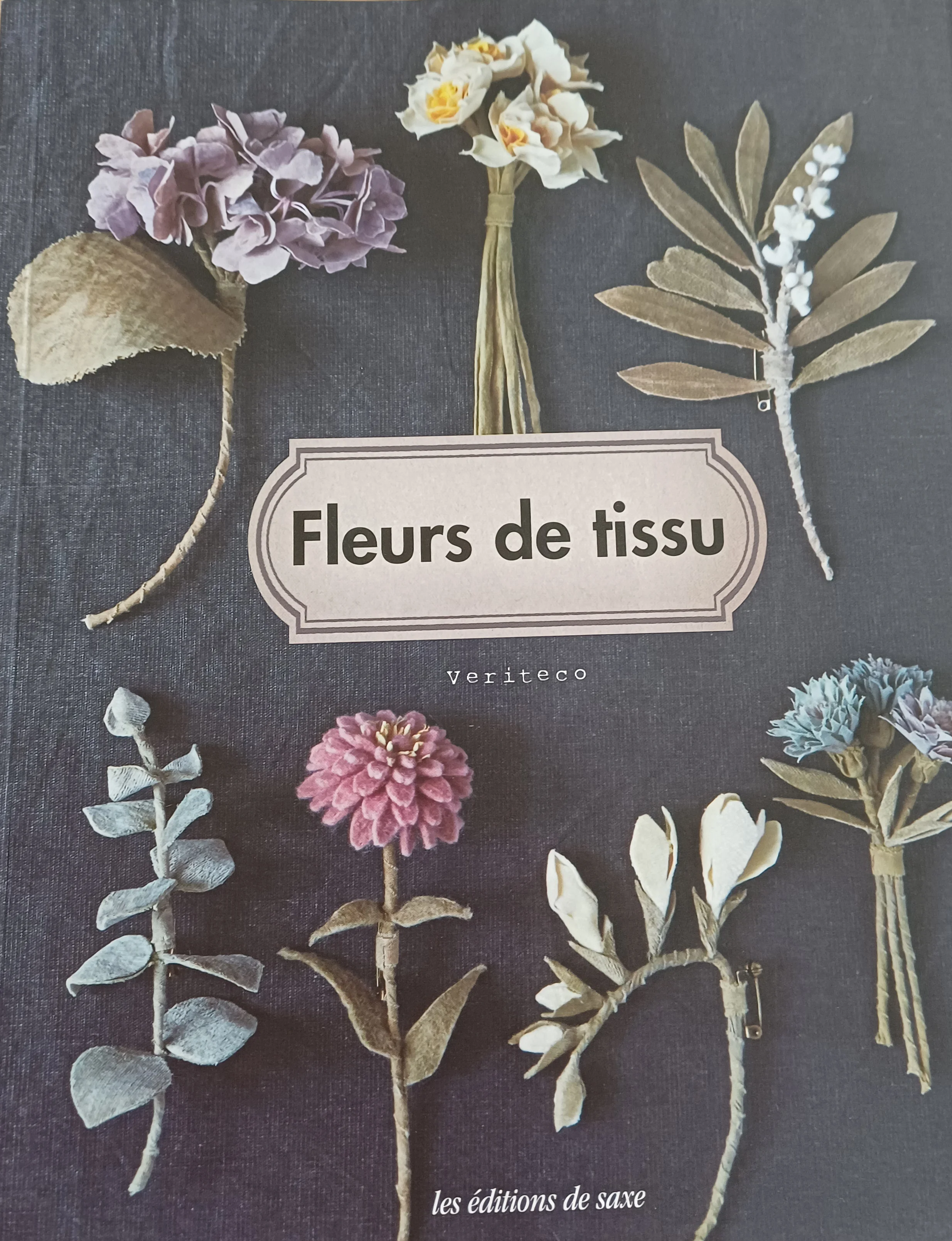 FLEURS DE TISSU